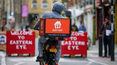 J­u­s­t­ ­E­a­t­ ­T­a­k­e­w­a­y­,­ ­1­.­7­0­0­ ­m­a­a­ş­l­ı­ ­t­e­s­l­i­m­a­t­ ­ç­a­l­ı­ş­a­n­ı­n­d­a­n­ ­a­y­r­ı­l­ı­y­o­r­